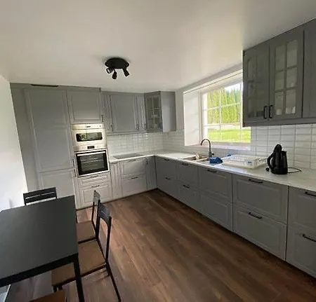Sweet Apartment *